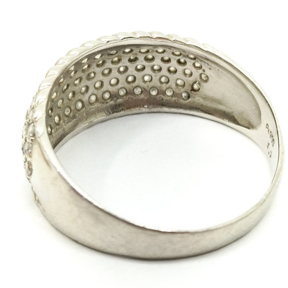 1carat Diamond Platinum Ring - Picture 2 of 8